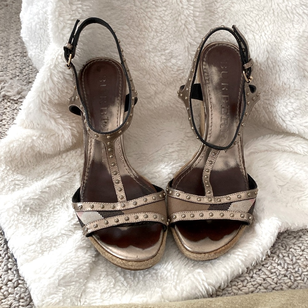 Burberry Wedges size EU 37 / US 6.5